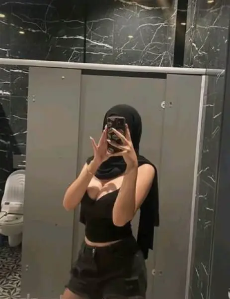 SARIYER Escort SILA - Gerçek Fotoğraflı Doğrulanmış Profil SARIYER VIP Escort SILA - Doğrulanmış Model